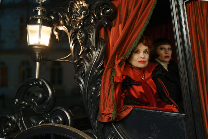 Die Blutgräfin Isabelle Huppert Film 04